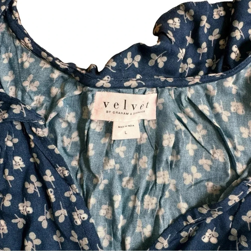 Velvet by Graham & Spencer Blue Top Tee Cottagecore Sleeveless V-neck  L NWT - Picture 8 of 9